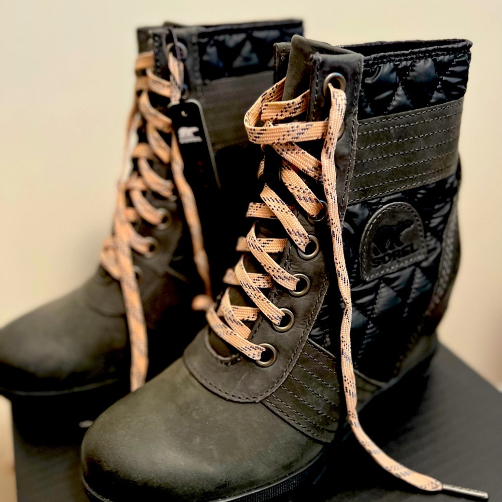 Sorel Lexie Wedge boot - Dark Slate Leather